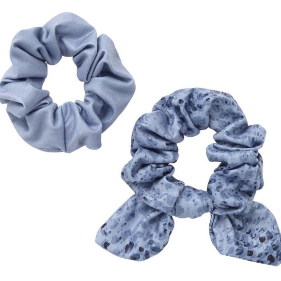 Calia Grey Pearl Bow Scrunchies - Picture 1 of 2